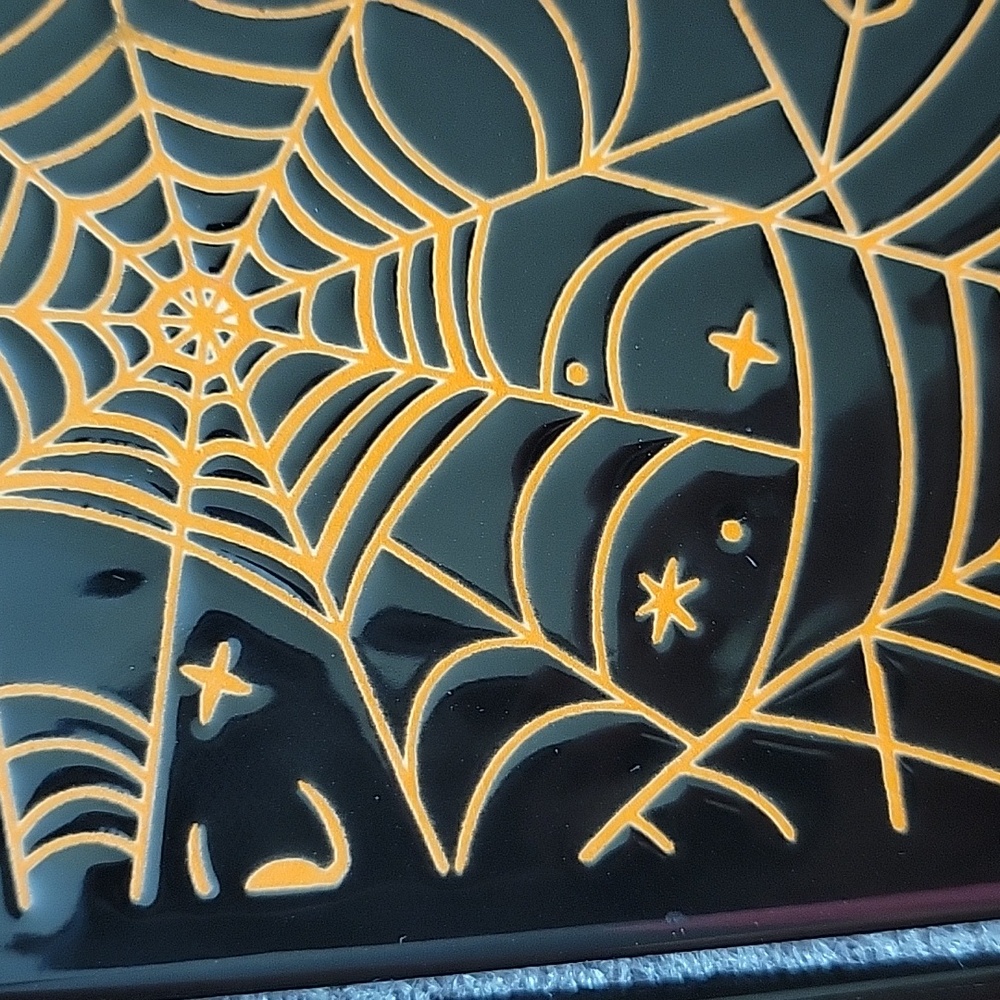 Disney Halloween Baking Dish Spiderweb Coffin With Lid - Picture 2 of 3